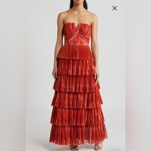Brand new Anthropologie Hutch Simi Plissé Ruffle Strapless Gown size 0